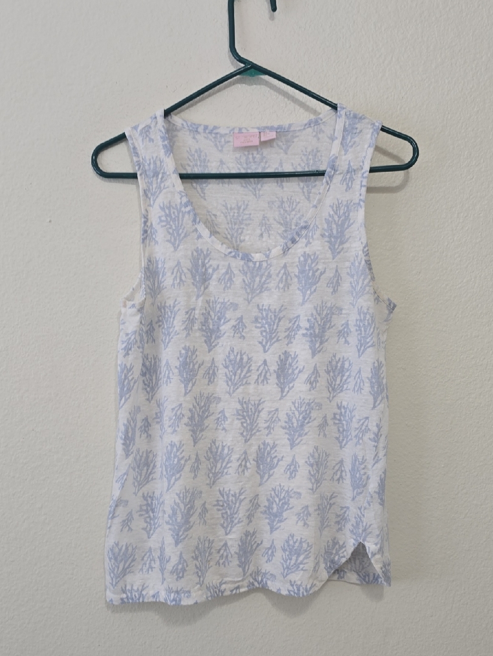 St. Tropez White Tank Top‎ with Light Blue Coral Print L